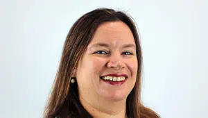 Photo of Mrs Linda Smith.