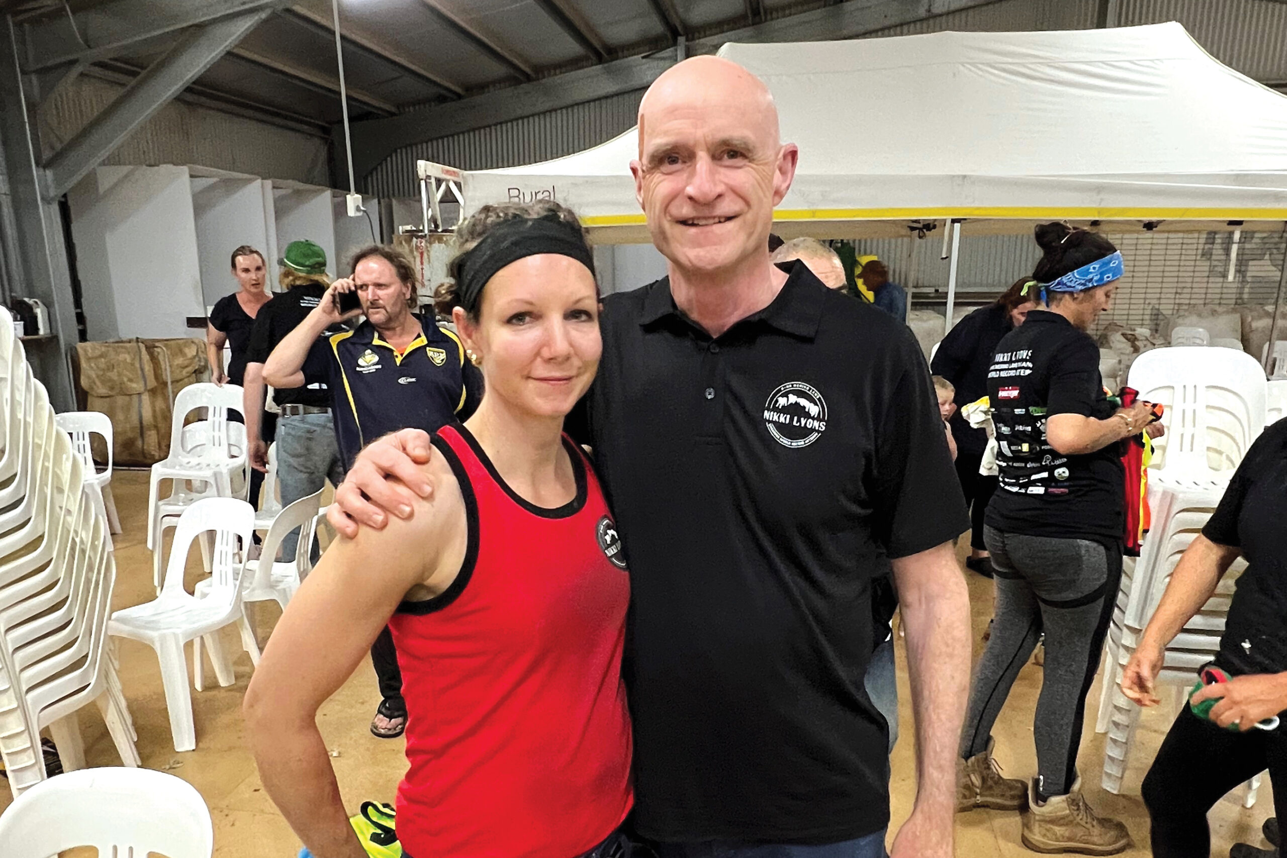 chiropractor, shearing world record, Nikki Lyons