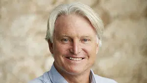Photo of Dr Simon Carlin.