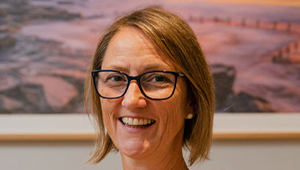 Photo of Dr Vanessa Barry.