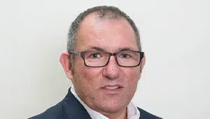 Photo of Dr Wayne Todd.
